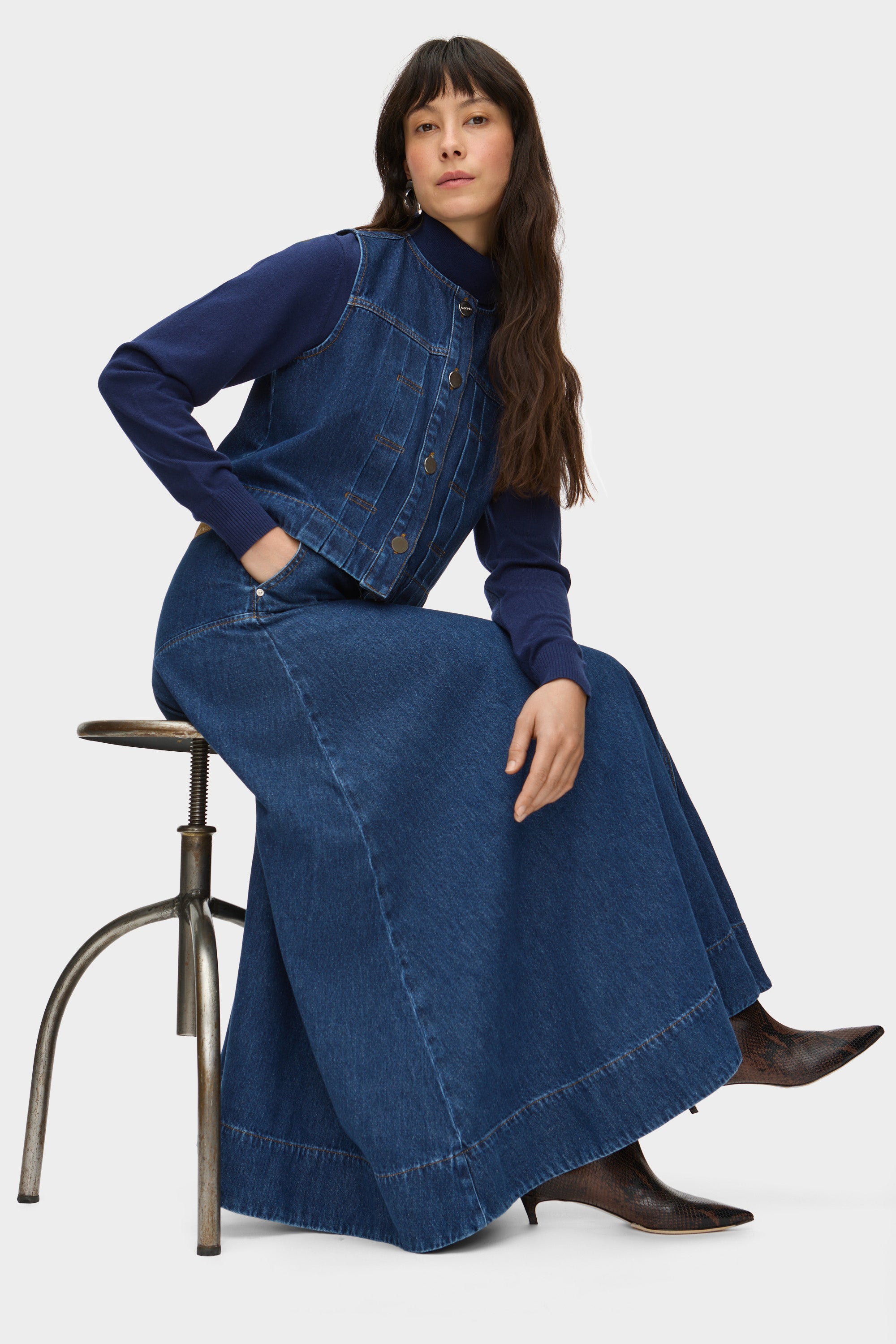 アパルトモン Denim Maxi Skirt Arlo Denim Maxi Skirt - FINAL SALE