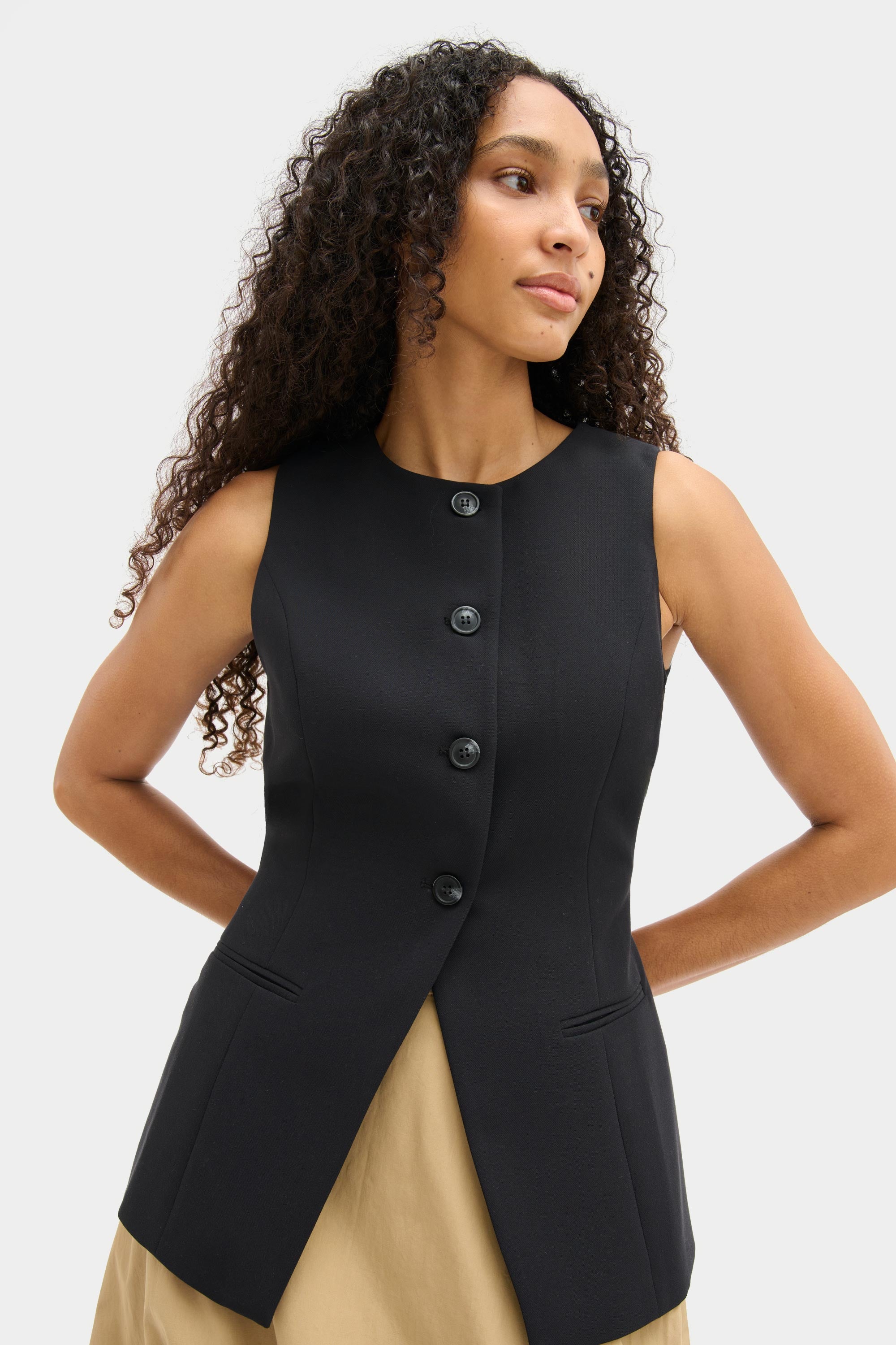 ALIGNE Long Waistcoat - Black